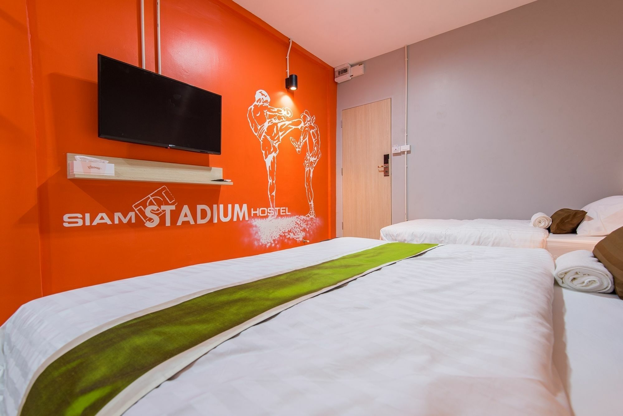 Siam Stadium Hostel Bangkok Dış mekan fotoğraf