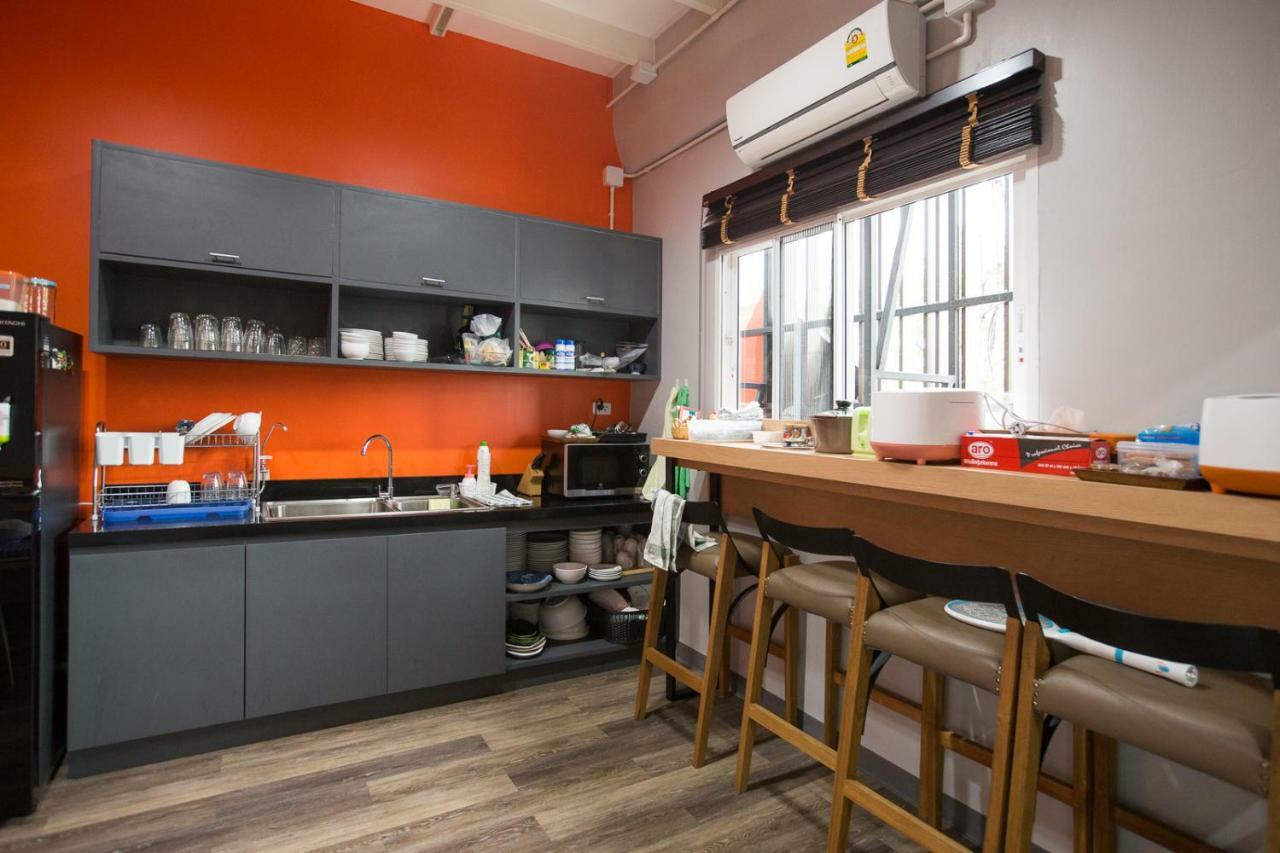 Siam Stadium Hostel Bangkok Dış mekan fotoğraf